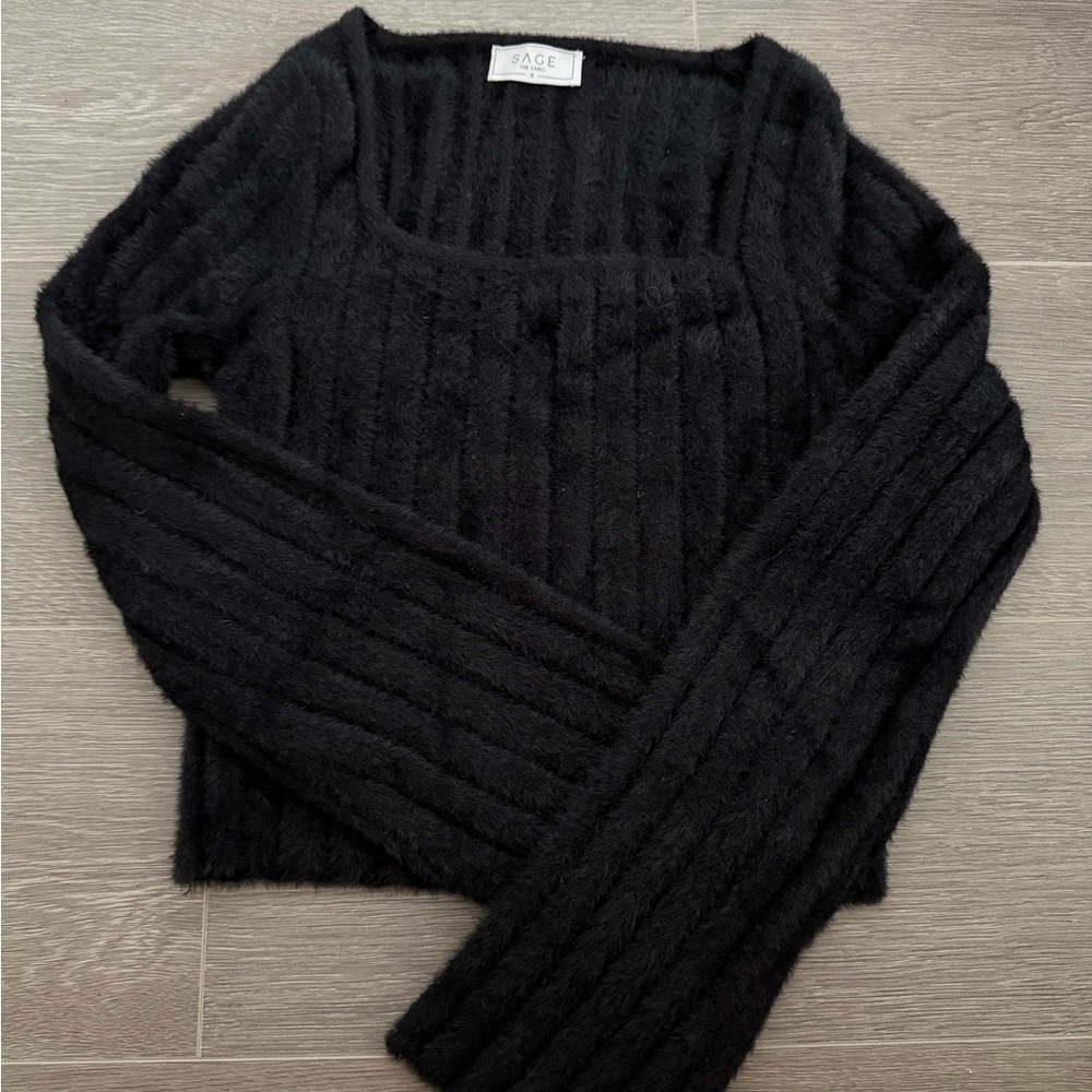 Sage Women's Black Fuzzy Crew Neck Sweater